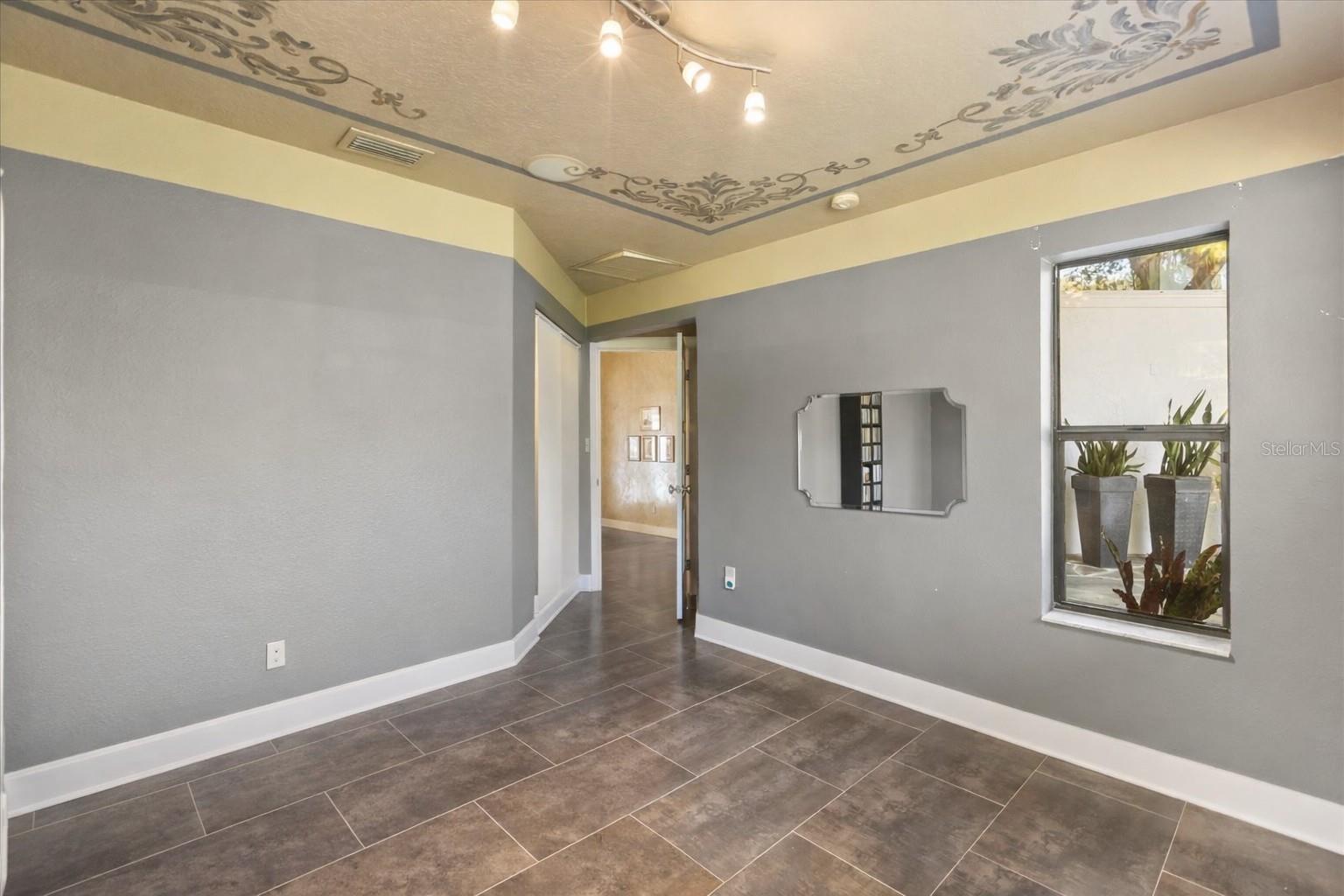 SHANNON DOWNS - Residential