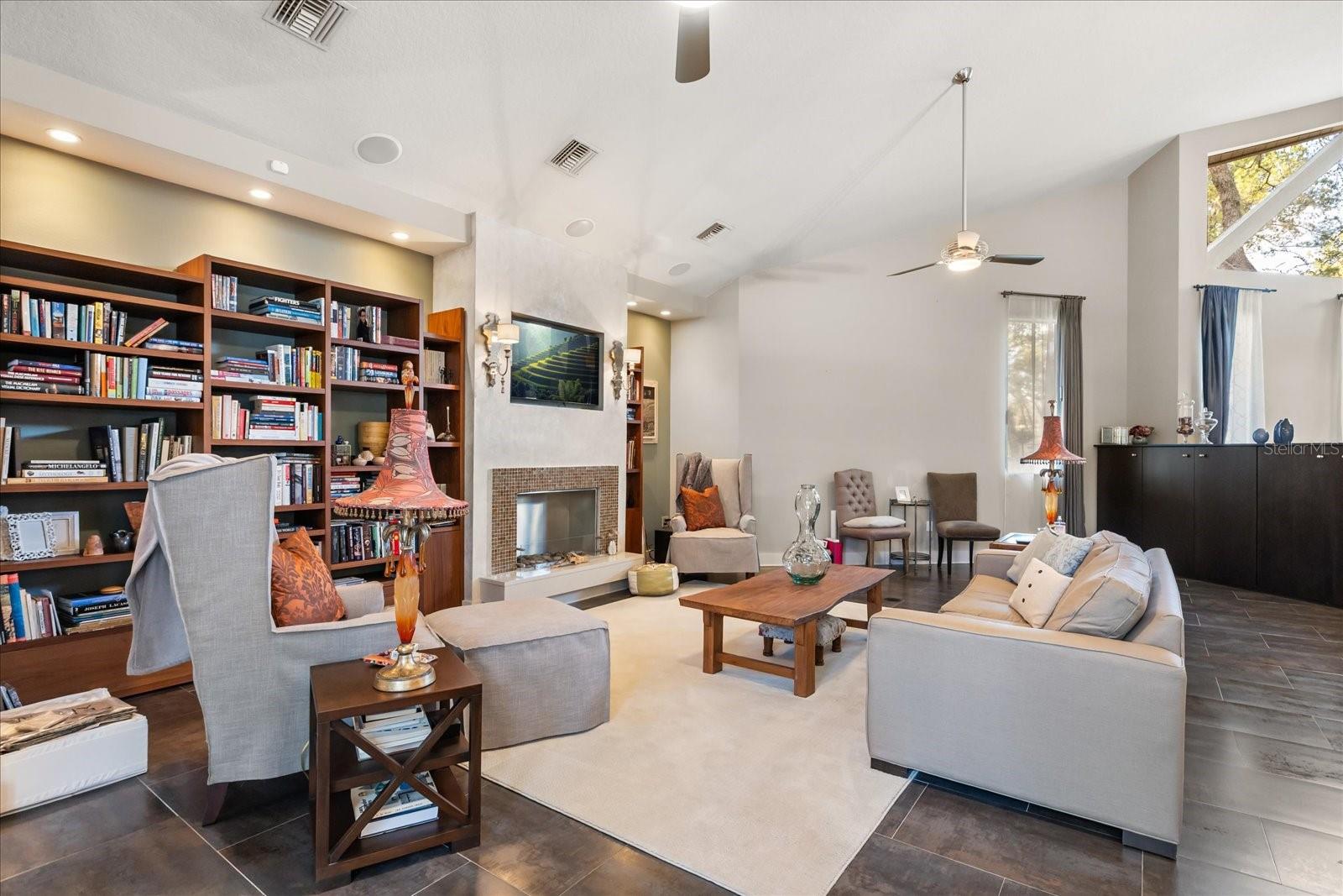 SHANNON DOWNS - Residential