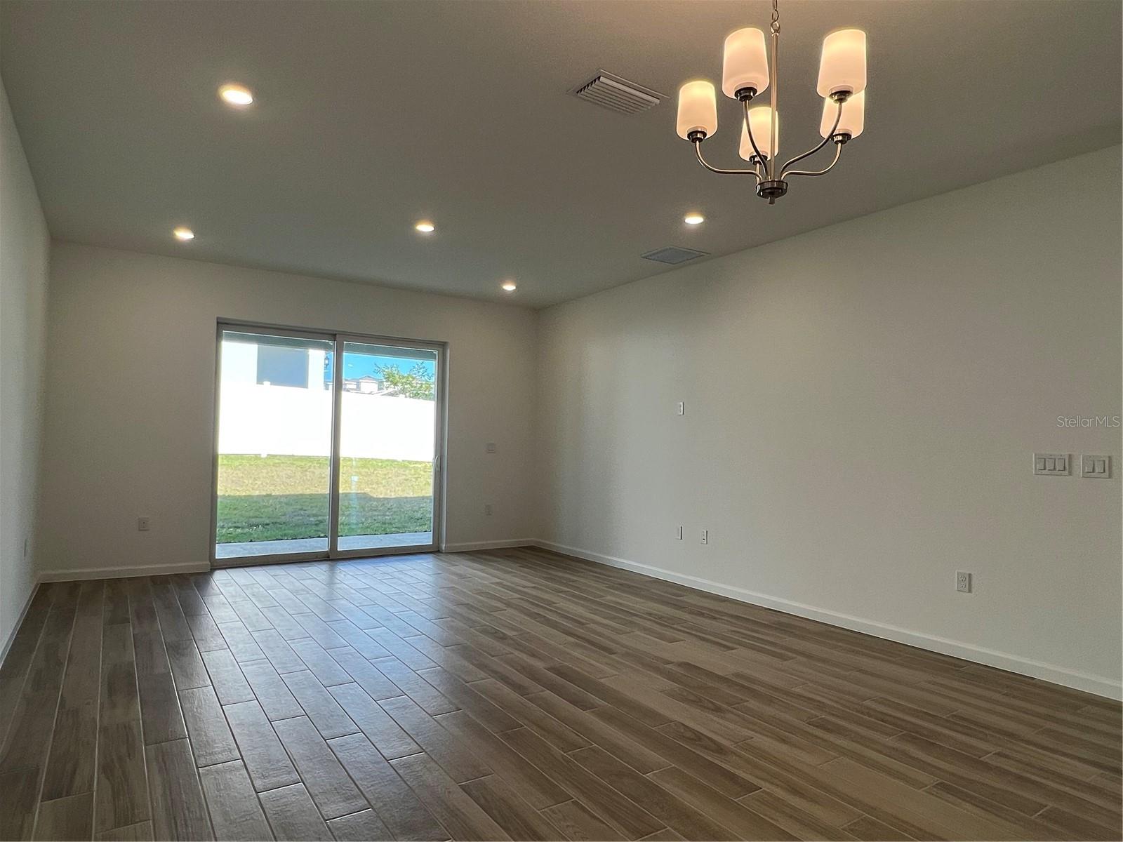 HILLS OF MINNEOLA - Residential