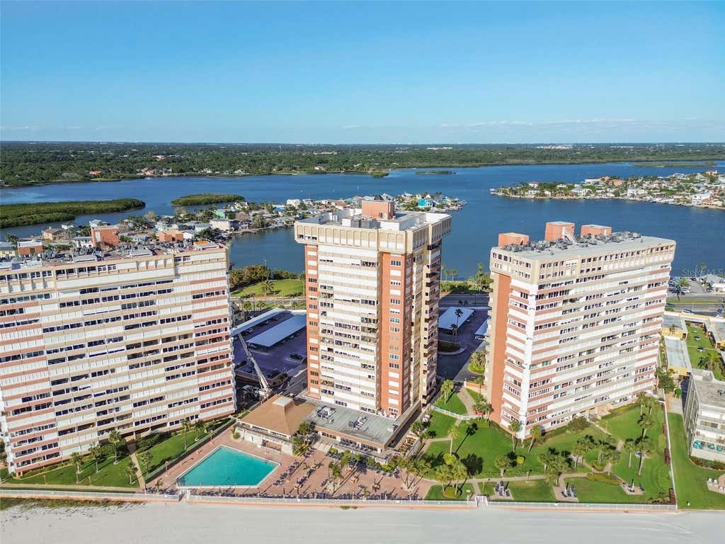 Photo of 17900 Gulf Boulevard #15D, Redington Shores, FL 33708 (MLS # TB8543074)