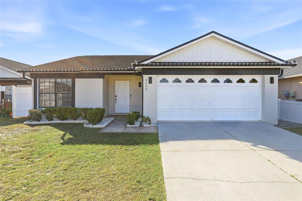 Photo of 9209 Camino Villa Boulevard, Tampa, FL 33635 (MLS # TB8470926)