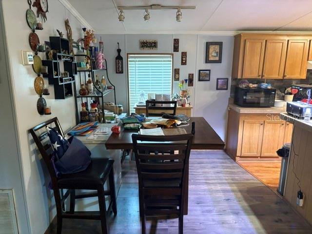 MOON LAKE ESTATES - Residential