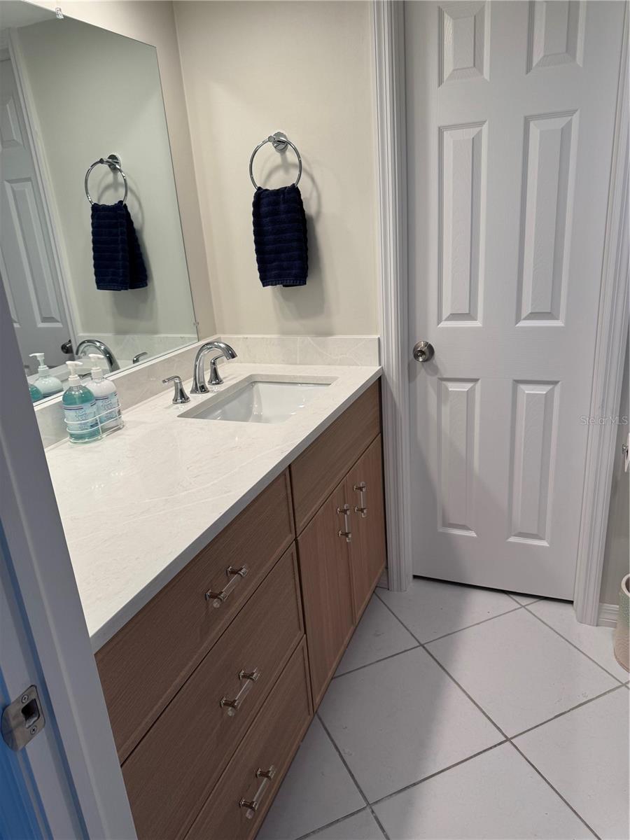 SEAPLACE I - Residential