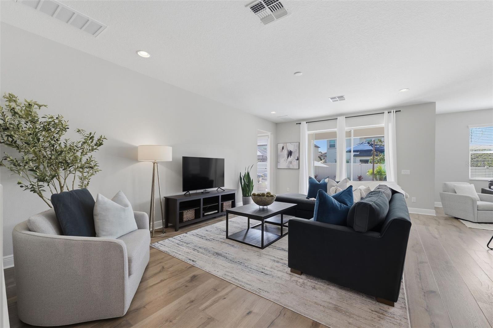 STARKEY RANCH - Residential