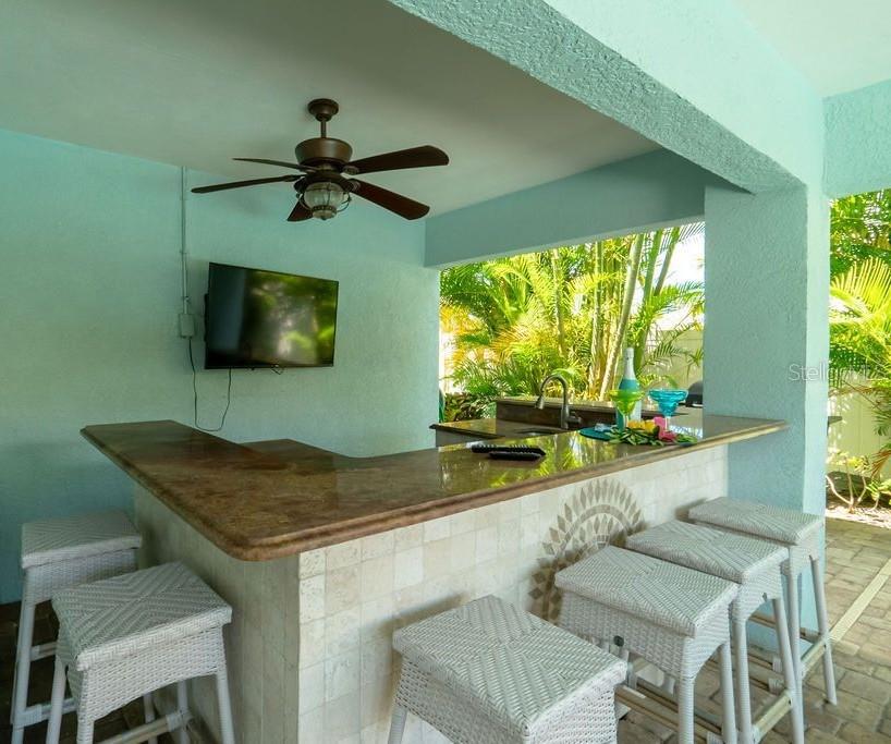 THE VILLAS ON 50TH STREET - Residential