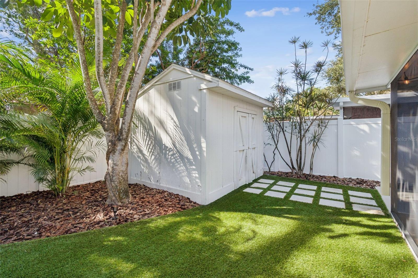 OAKELLAR - Residential