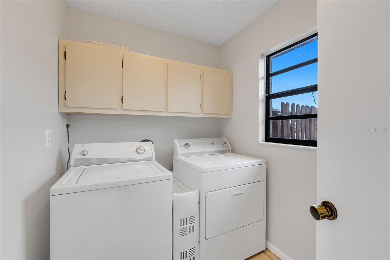 WEDGEWOOD TENNIS VILLAS - Residential