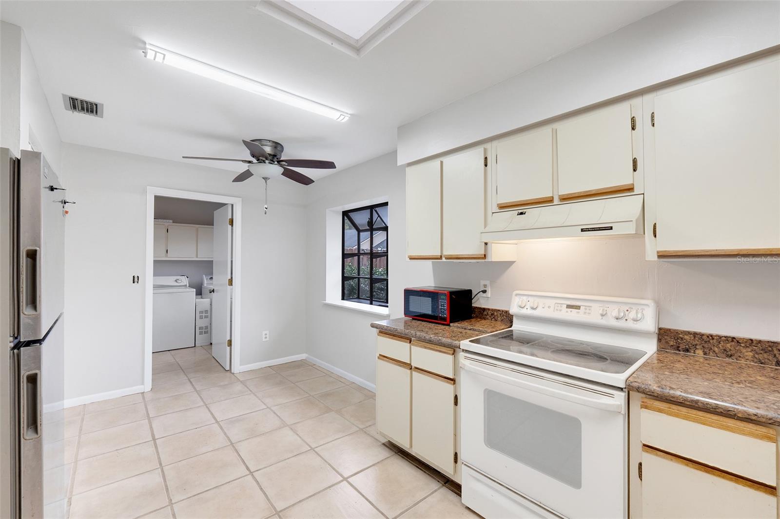 WEDGEWOOD TENNIS VILLAS - Residential