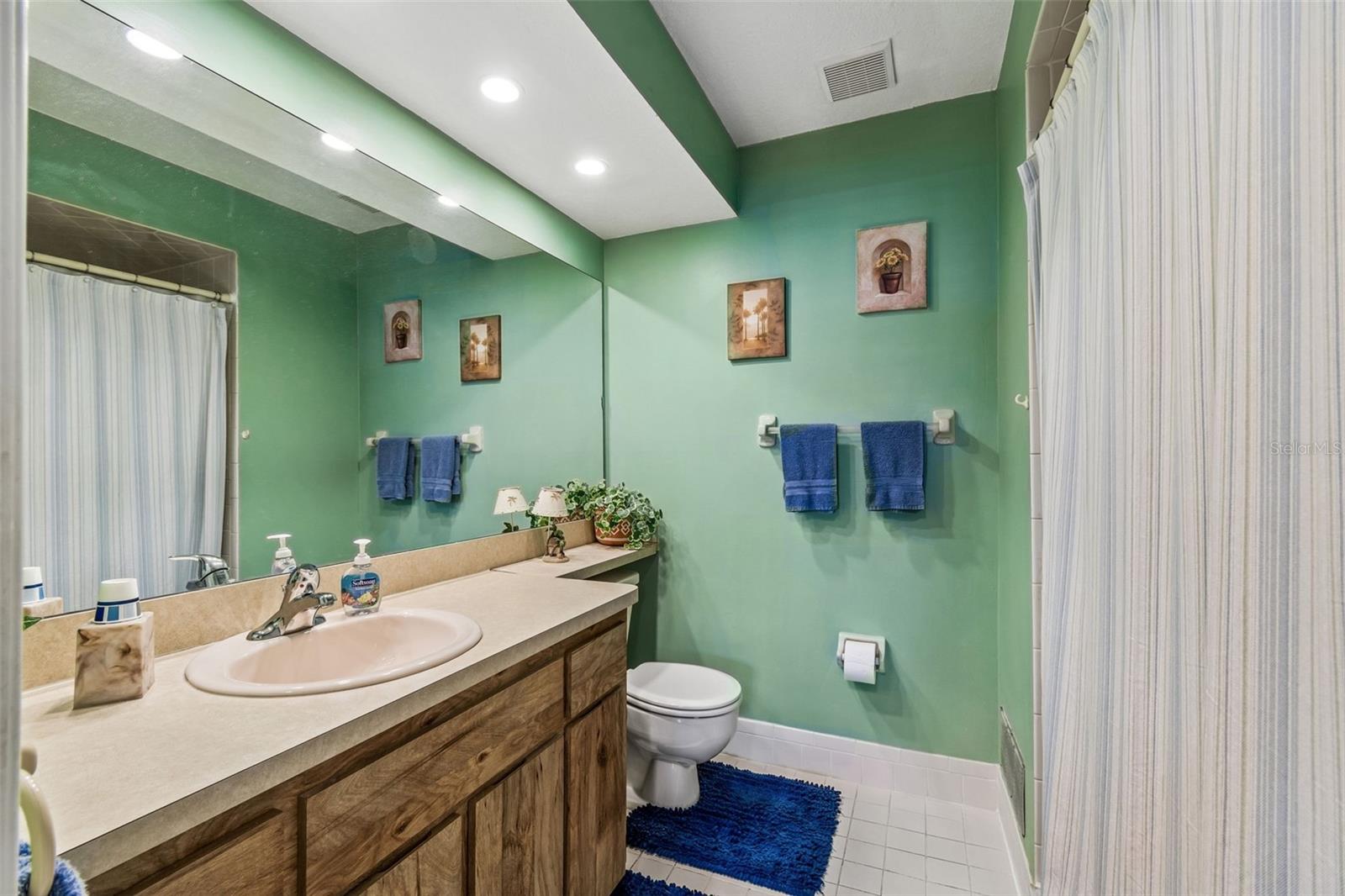 ORCHARDS RADCLIFFE CONDO - Residential