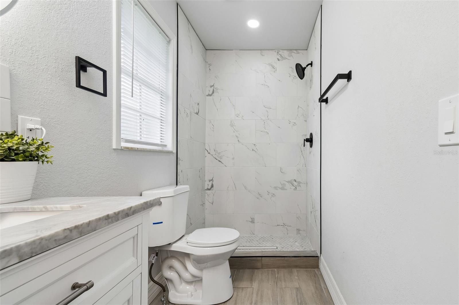 FAIR OAKS - Residential