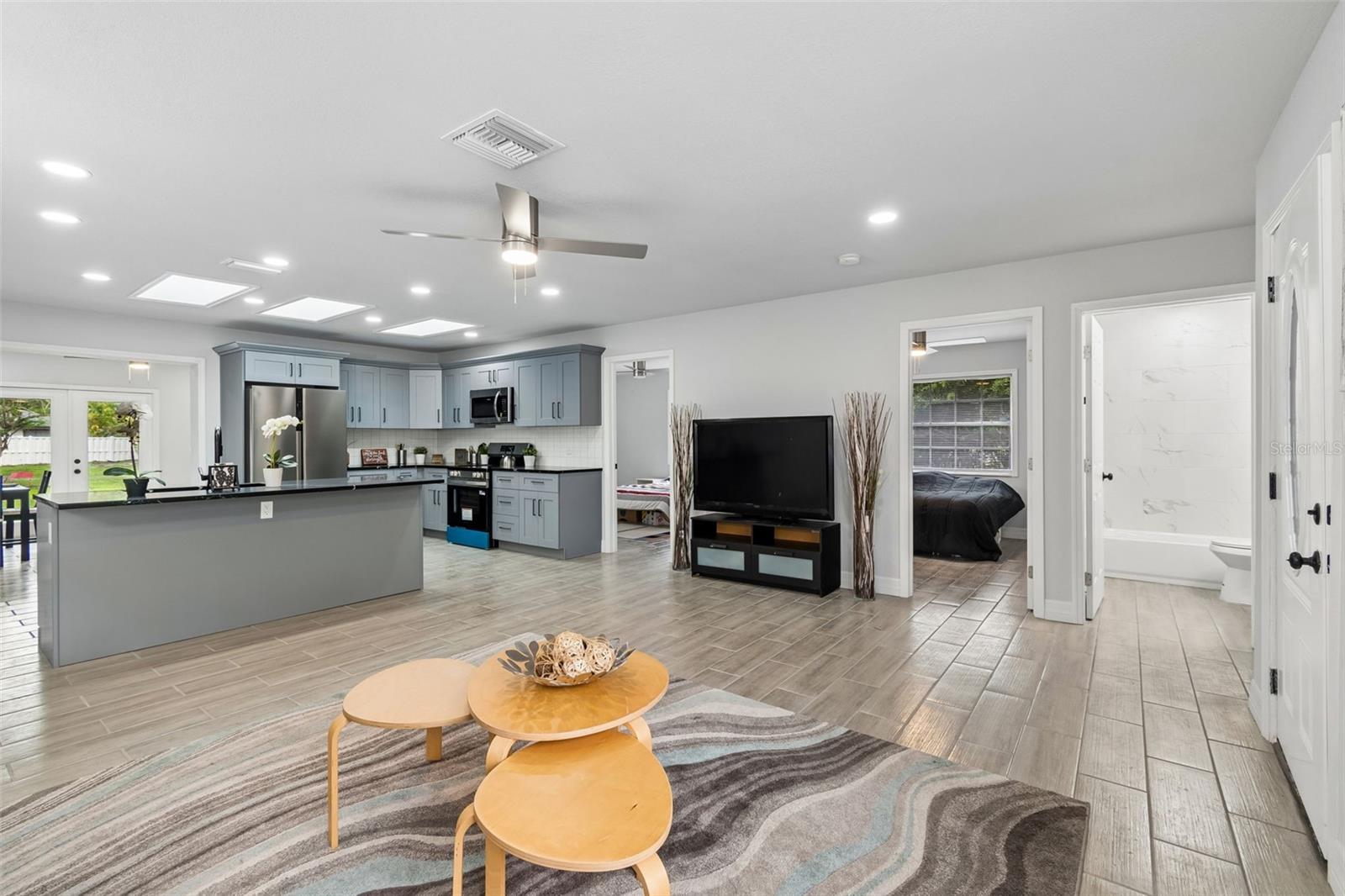 FAIR OAKS - Residential