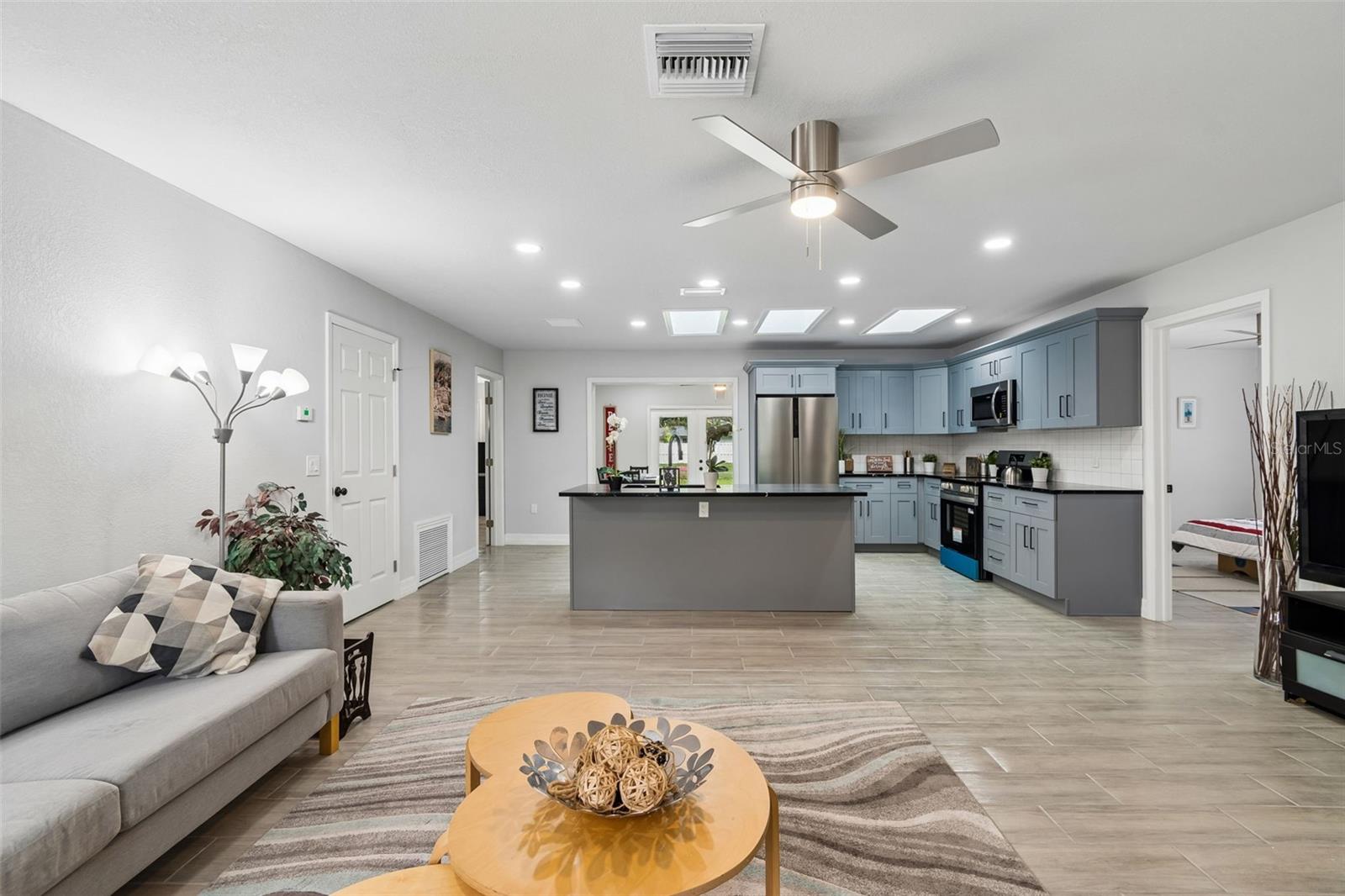 FAIR OAKS - Residential