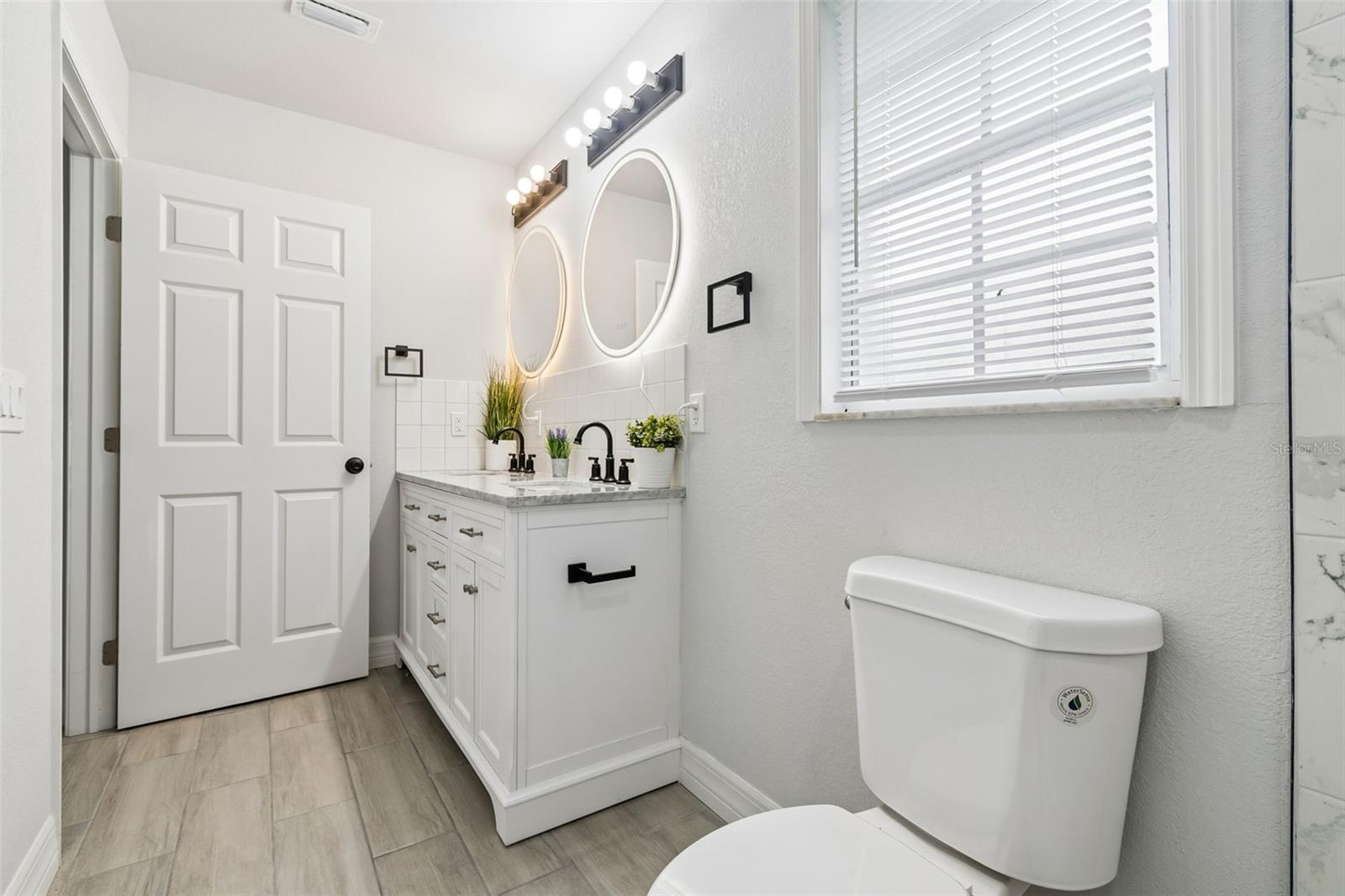 FAIR OAKS - Residential