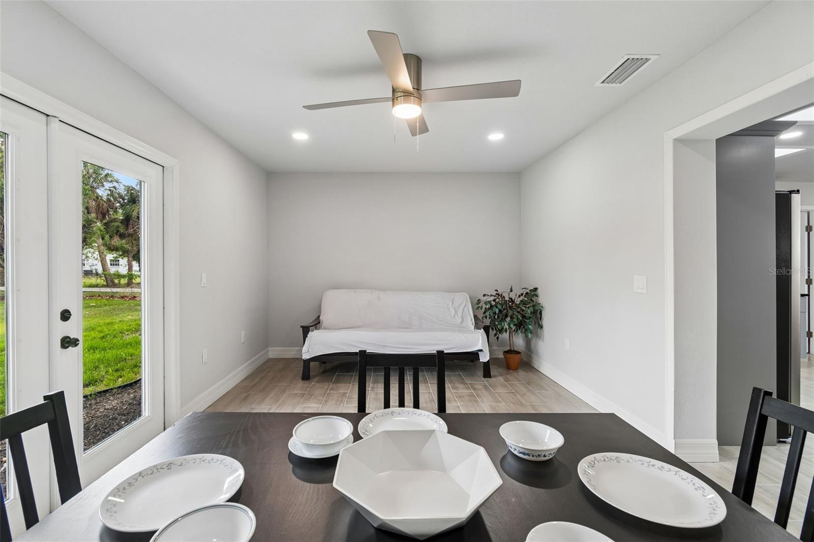 FAIR OAKS - Residential