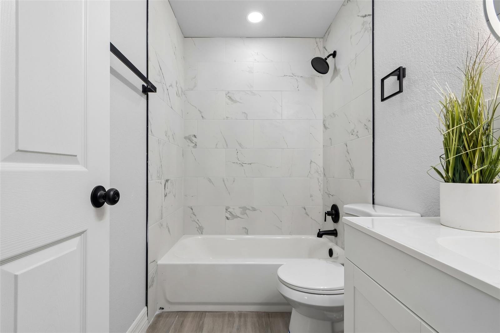 FAIR OAKS - Residential