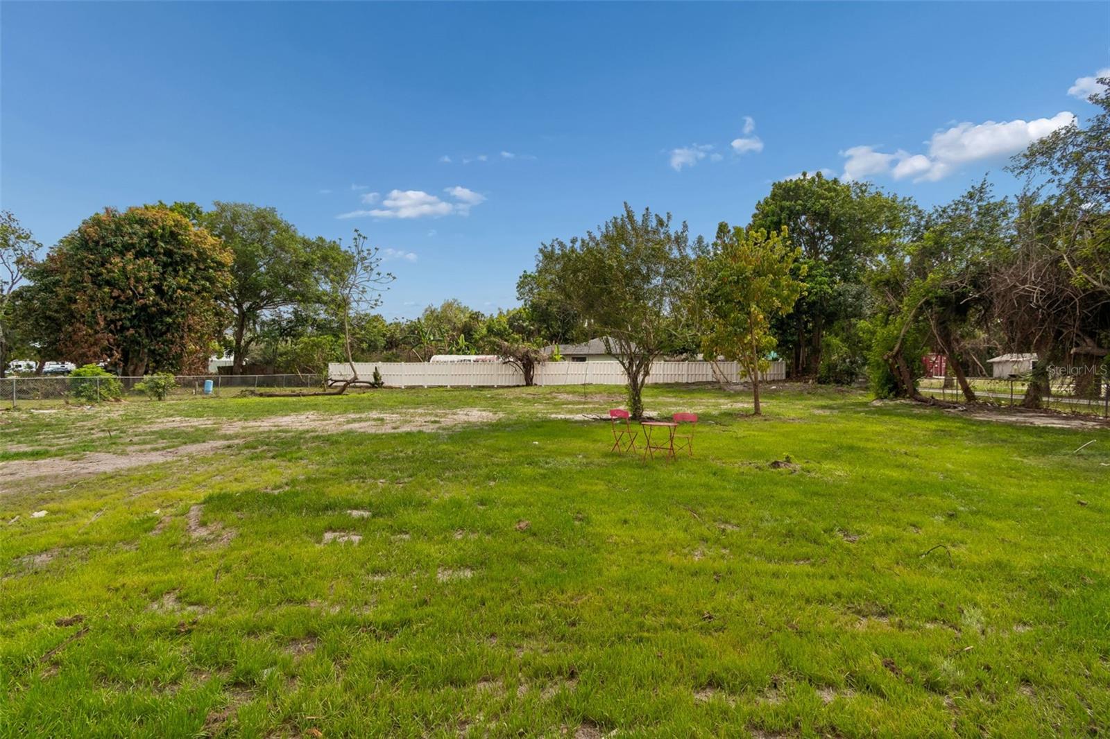 FAIR OAKS - Residential