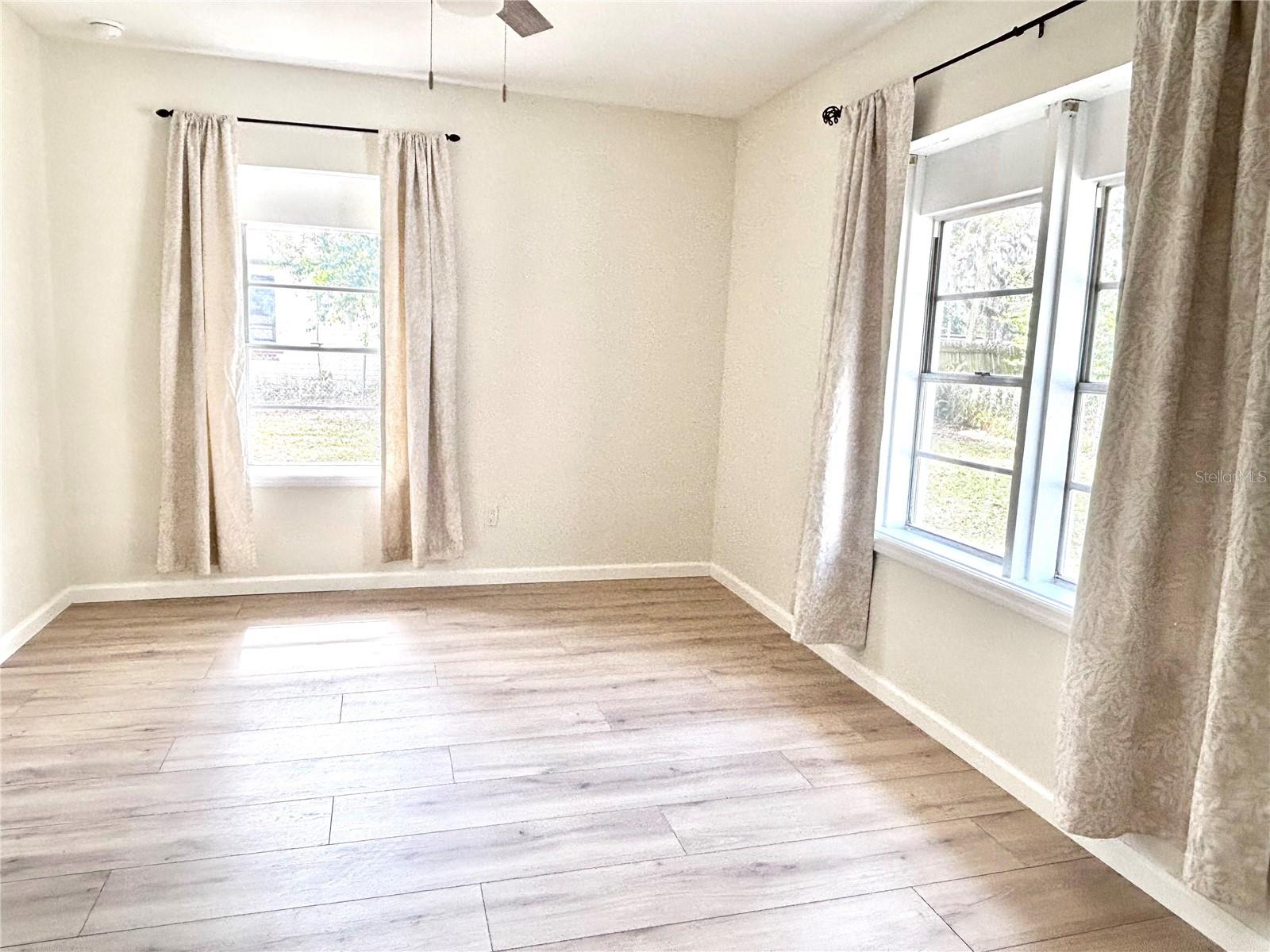 TUCKER 02 BLK 14 KINGSTON - Residential