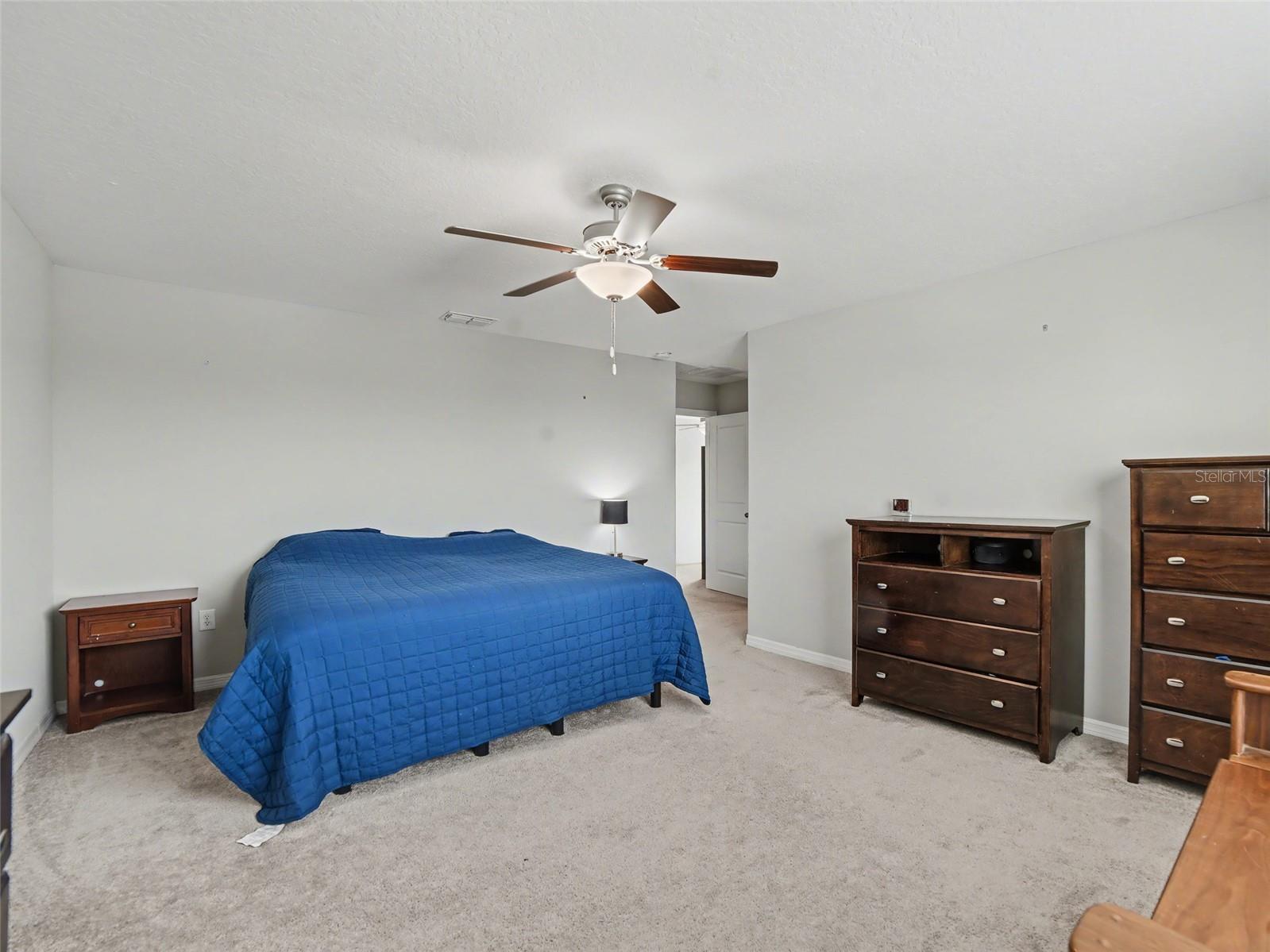 GLENCOVE/BAYPARK PH 2 - Residential