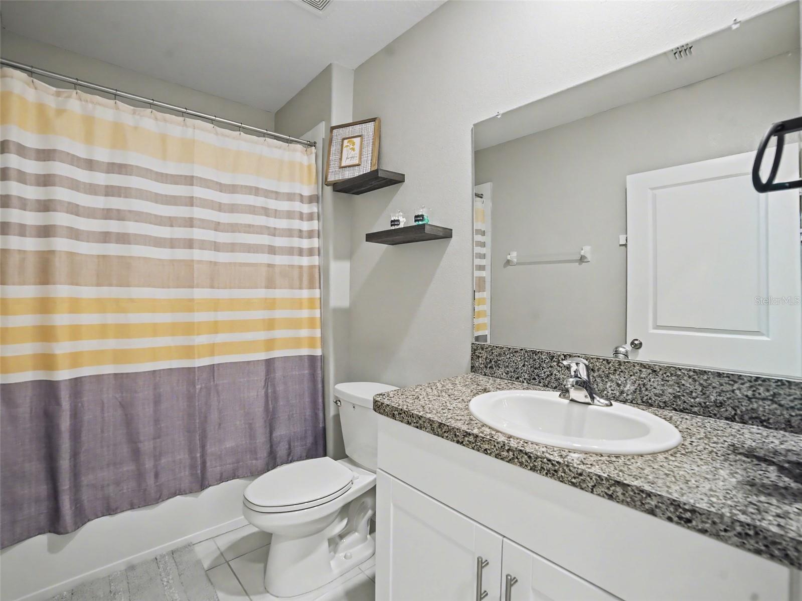 GLENCOVE/BAYPARK PH 2 - Residential