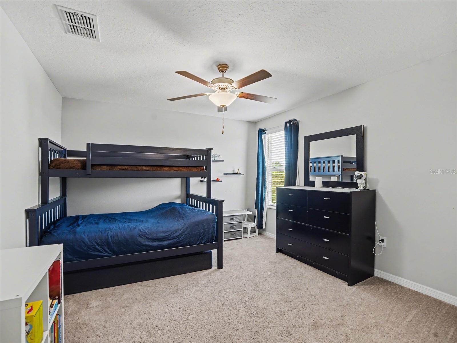 GLENCOVE/BAYPARK PH 2 - Residential