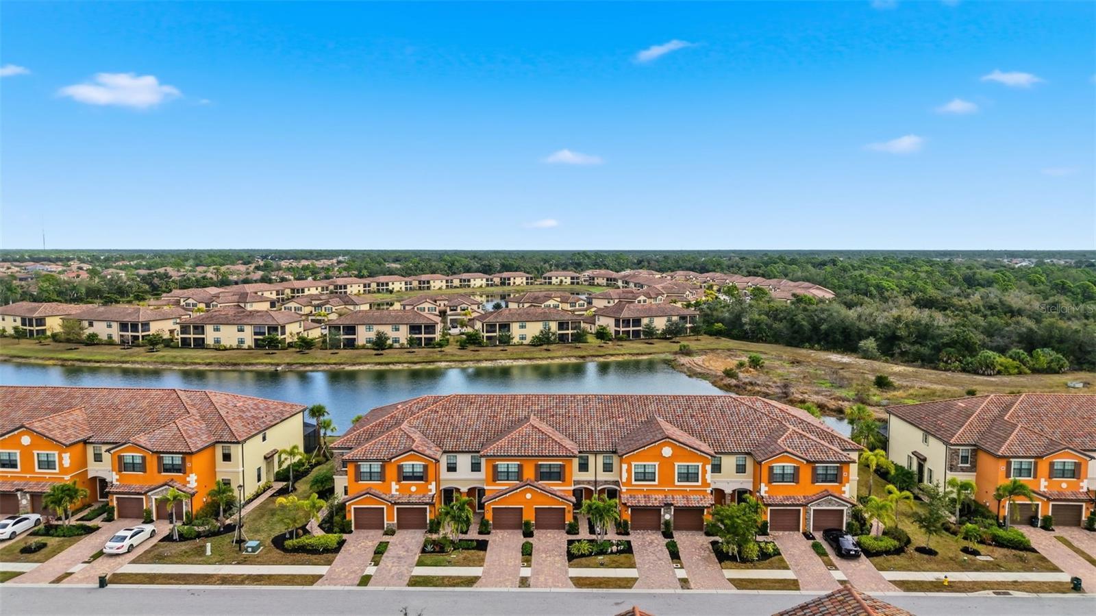 GRAN PARADISO TWNHMS 1B - Residential