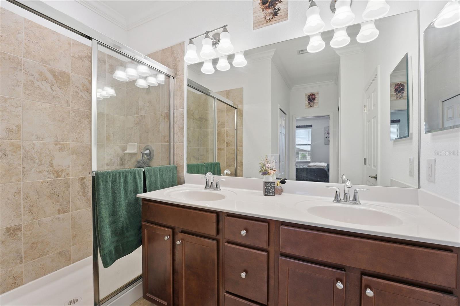 GRAN PARADISO TWNHMS 1B - Residential