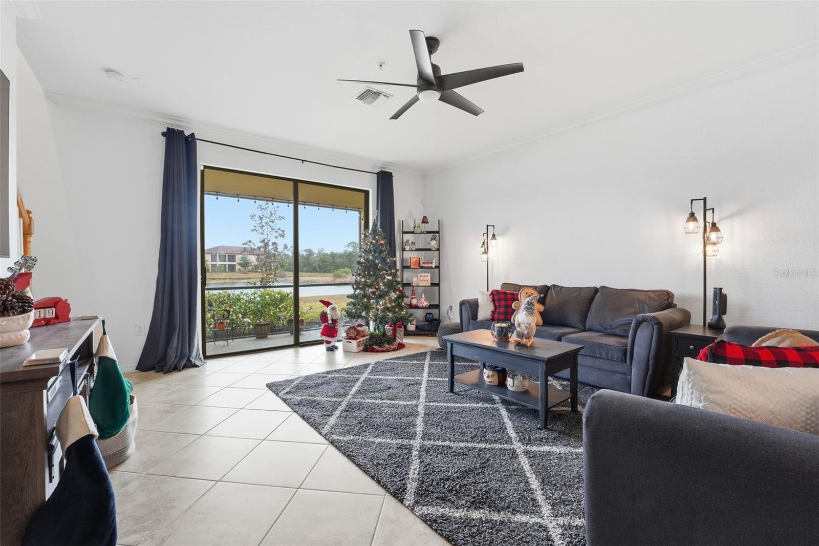 GRAN PARADISO TWNHMS 1B - Residential