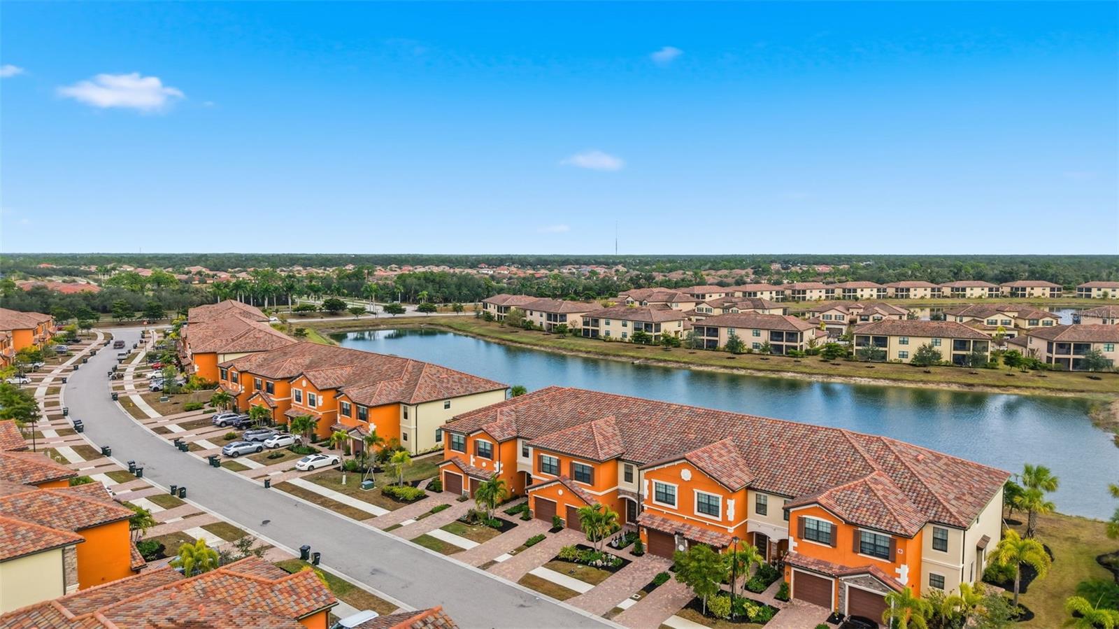 GRAN PARADISO TWNHMS 1B - Residential