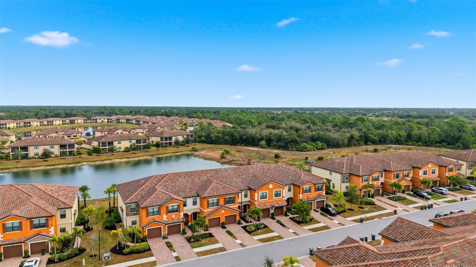 GRAN PARADISO TWNHMS 1B - Residential