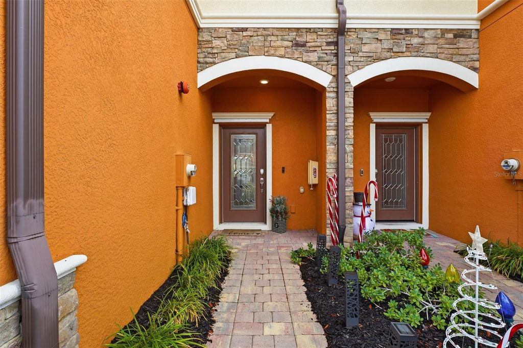 Photo of 20392 Lagente Circle, Venice, FL 34293 (MLS # N6140177)