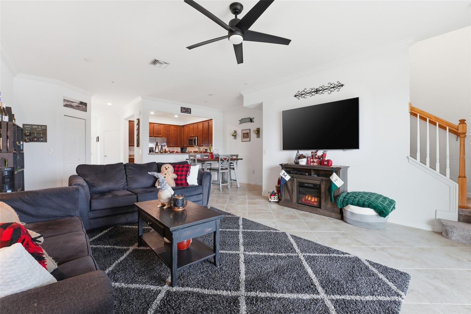 GRAN PARADISO TWNHMS 1B - Residential