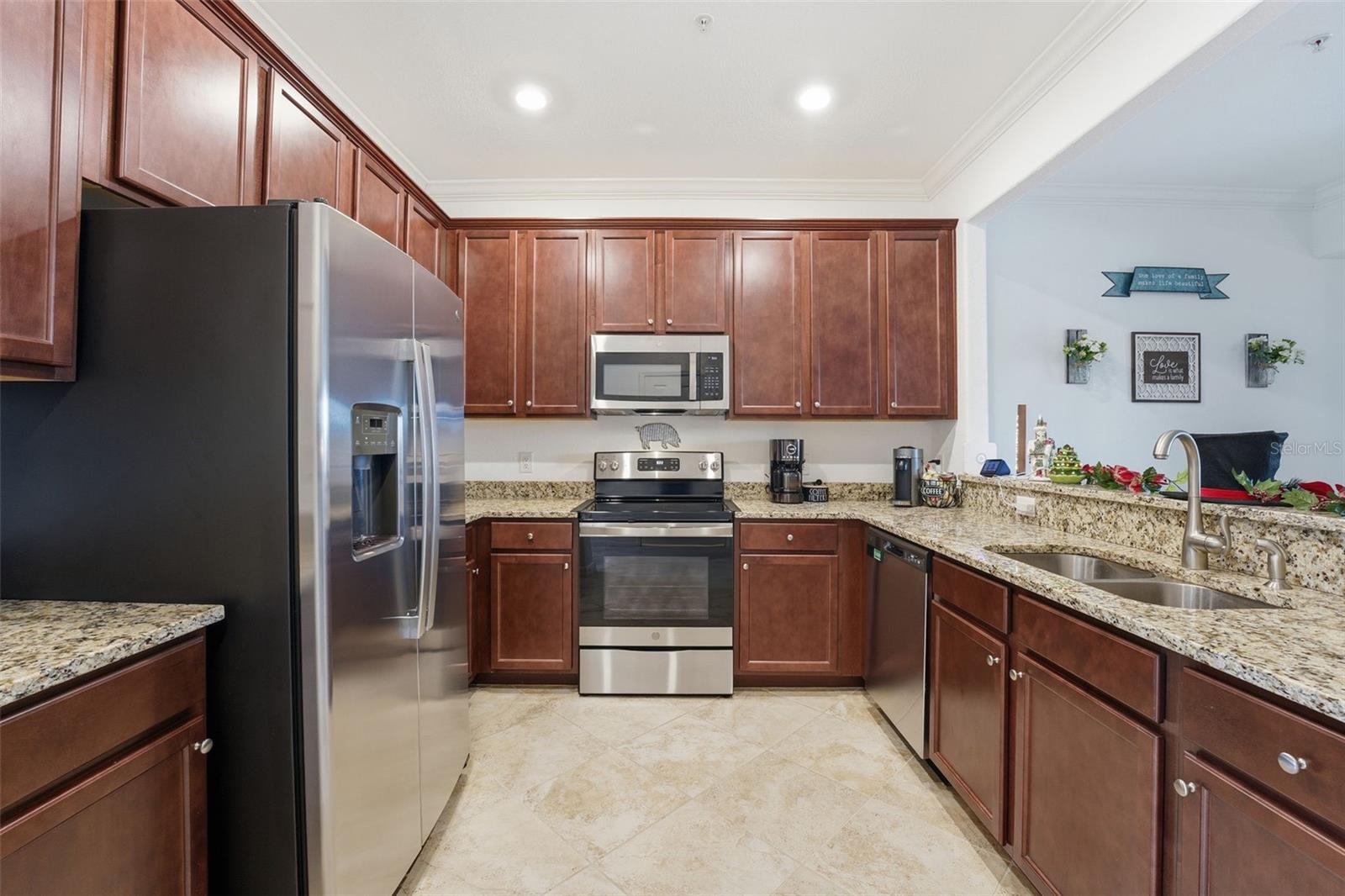 GRAN PARADISO TWNHMS 1B - Residential