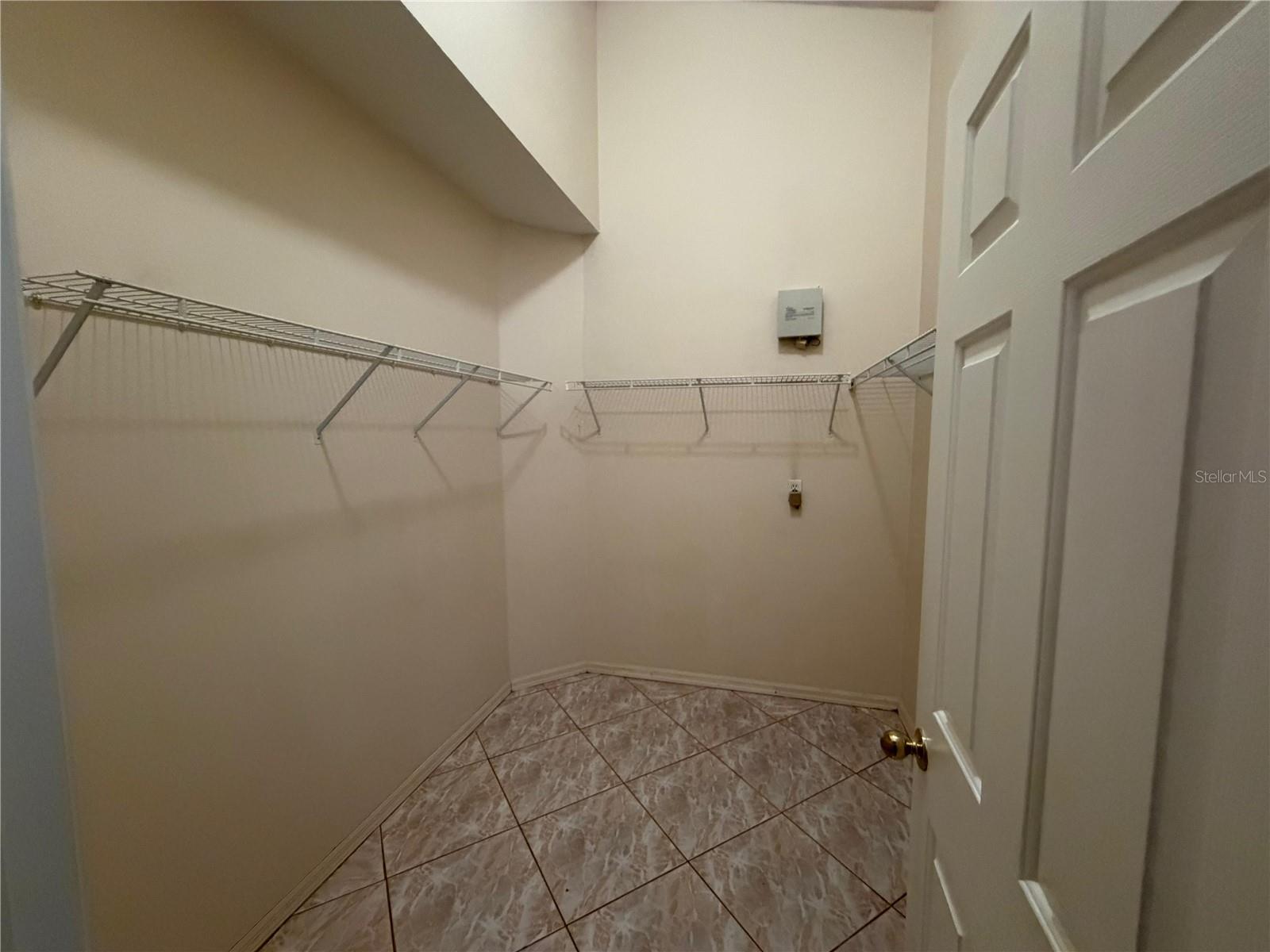 WESTLAKE HAMMOCK - Residential