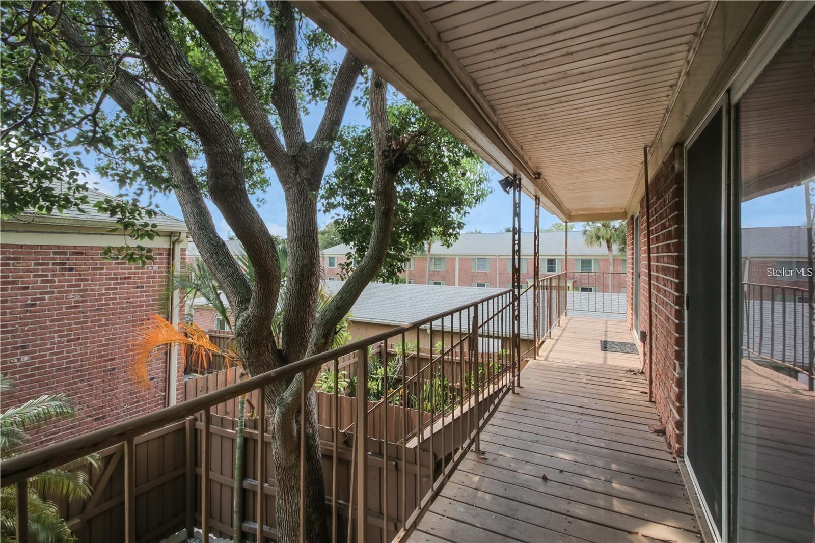 LAKE HOWELL ARMS CONDO - Residential