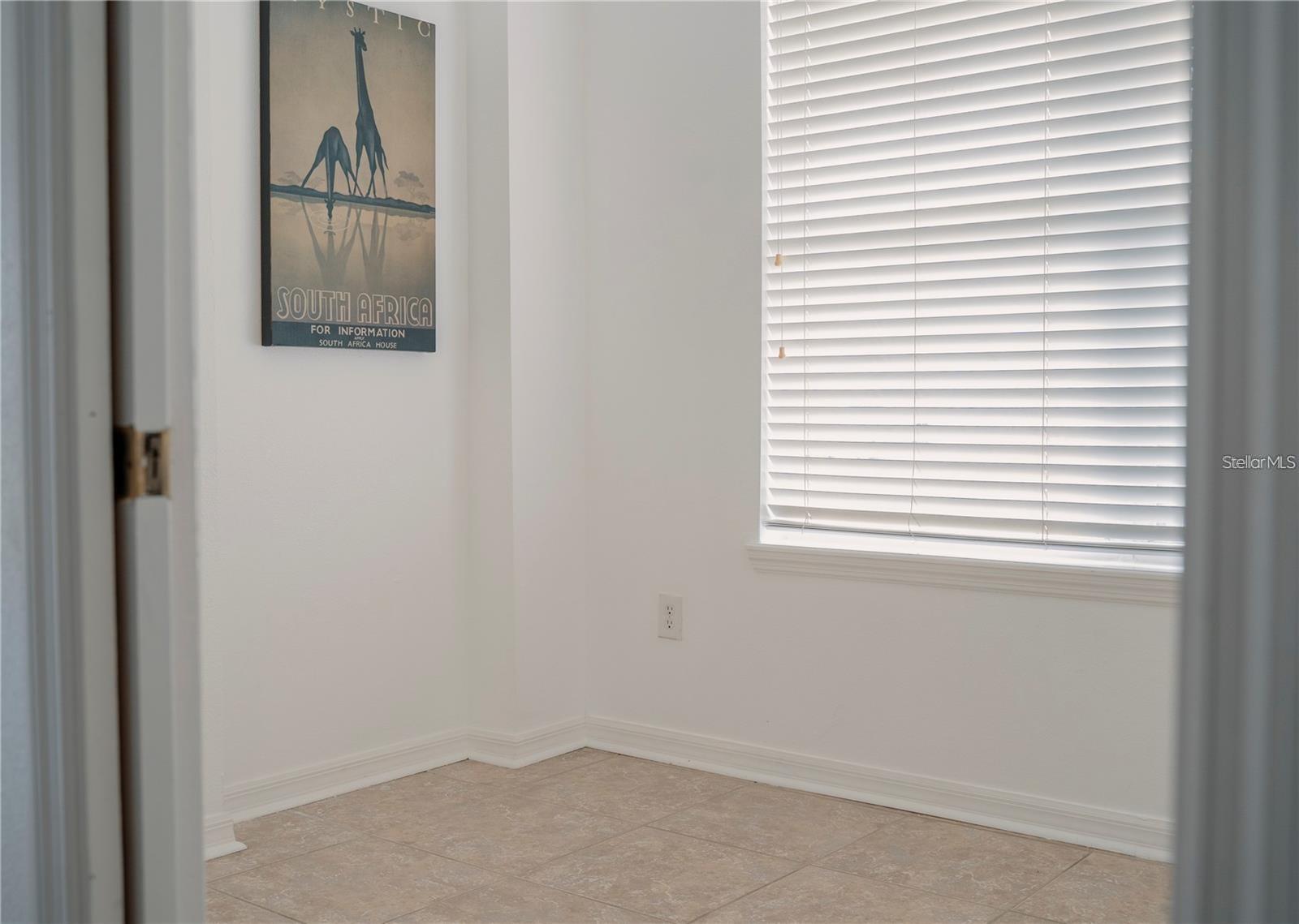 VILLAS AT ESTANCIA CONDO - Residential