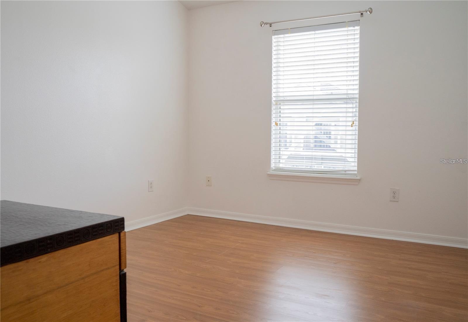 VILLAS AT ESTANCIA CONDO - Residential