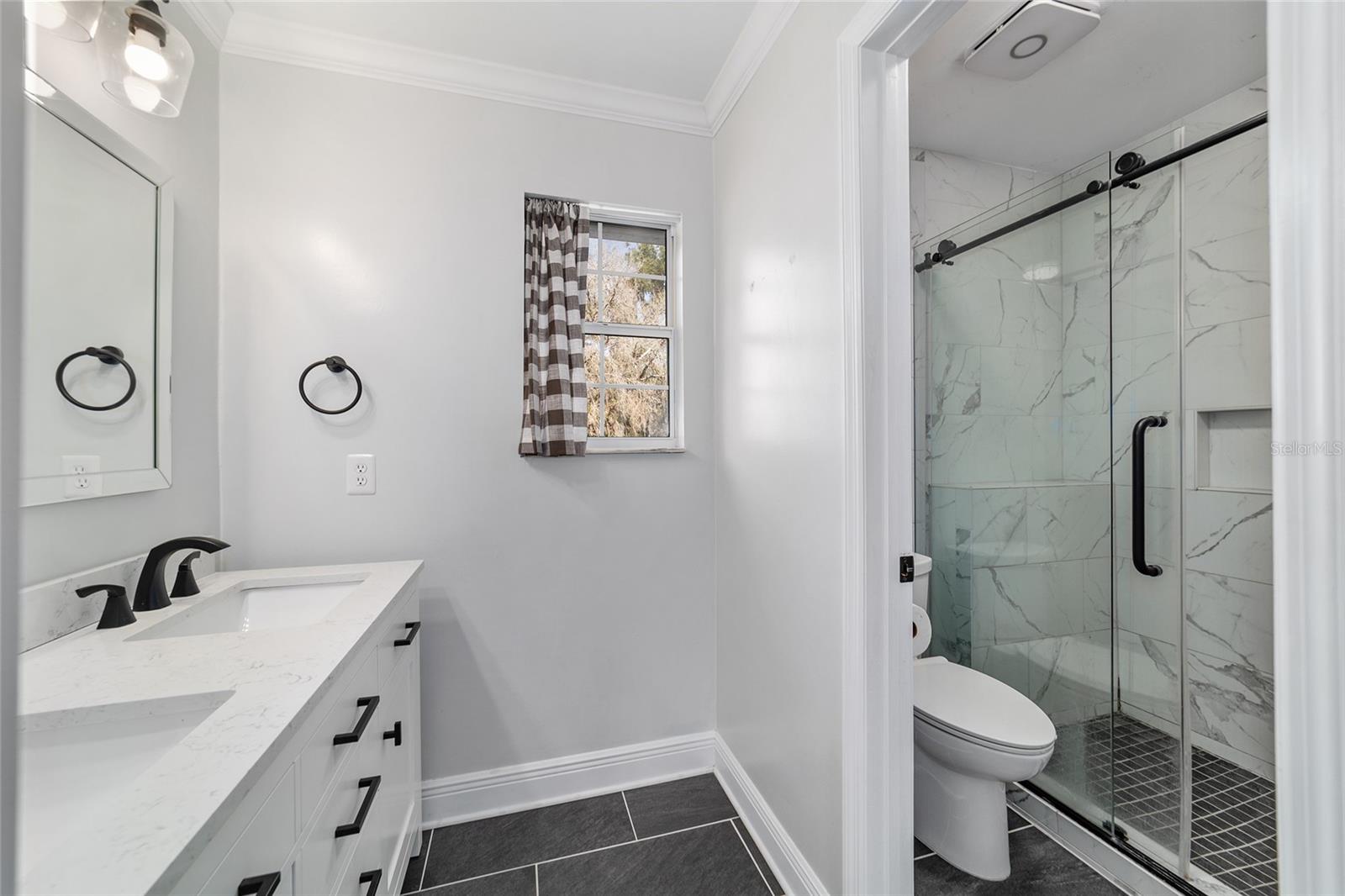 FOX LAUREL - Residential