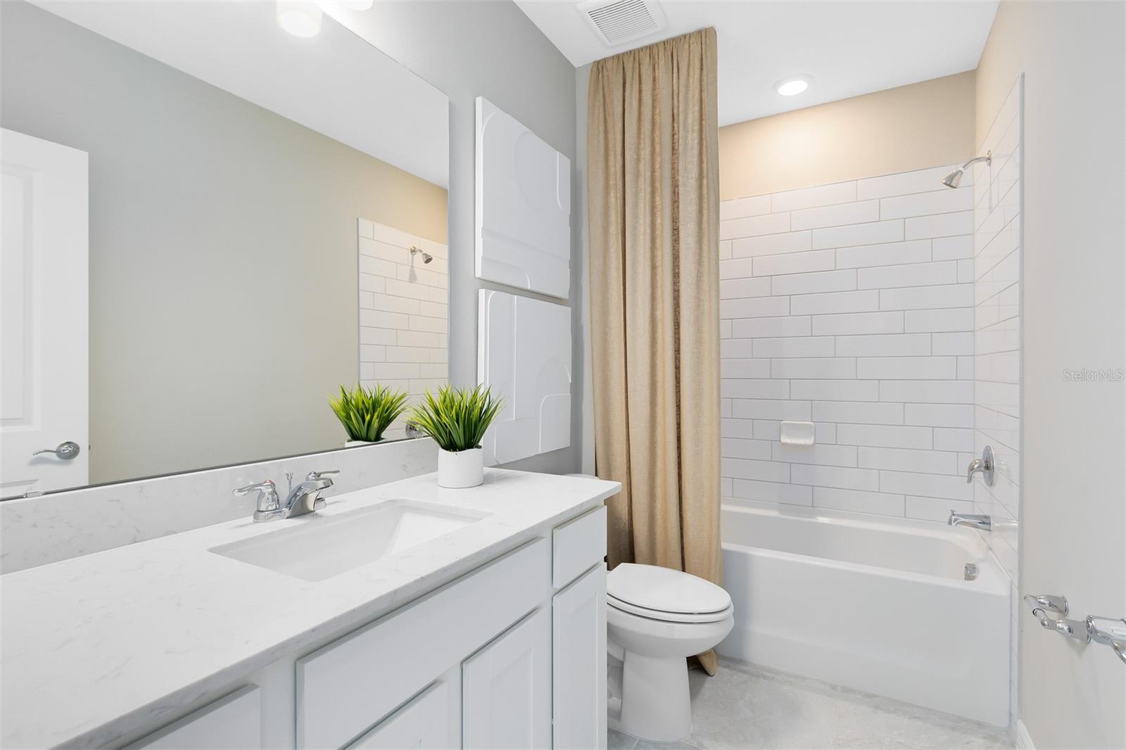 PARKSIDE TRAILS - Residential