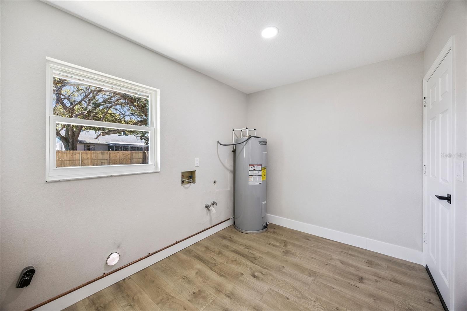 WIND HARBOR - Residential