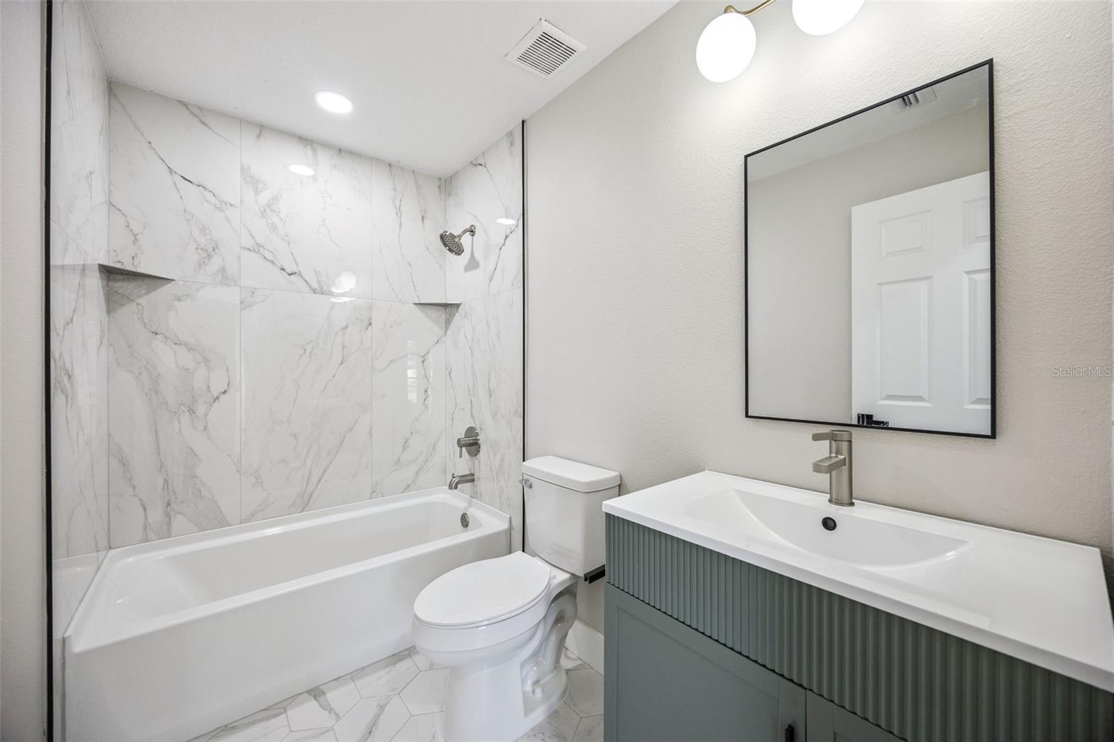 WIND HARBOR - Residential