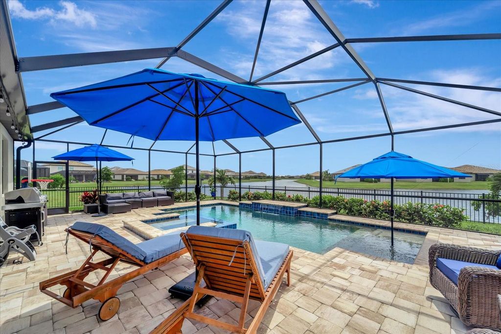 Photo of 5327 Coral Reef Way, Bradenton, FL 34211 (MLS # A4659087)