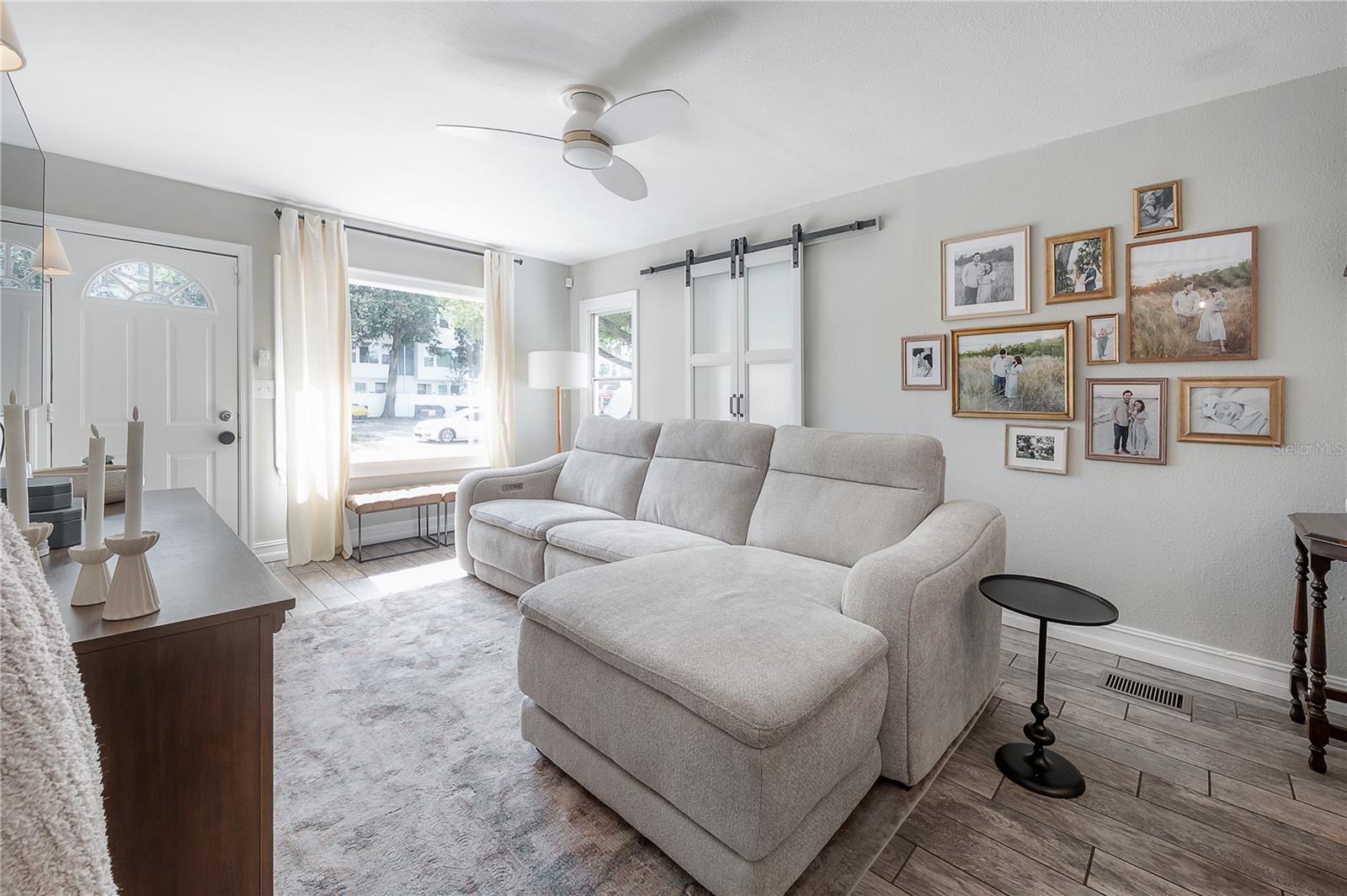 CREST PLACE SOUTH ADD - Residential