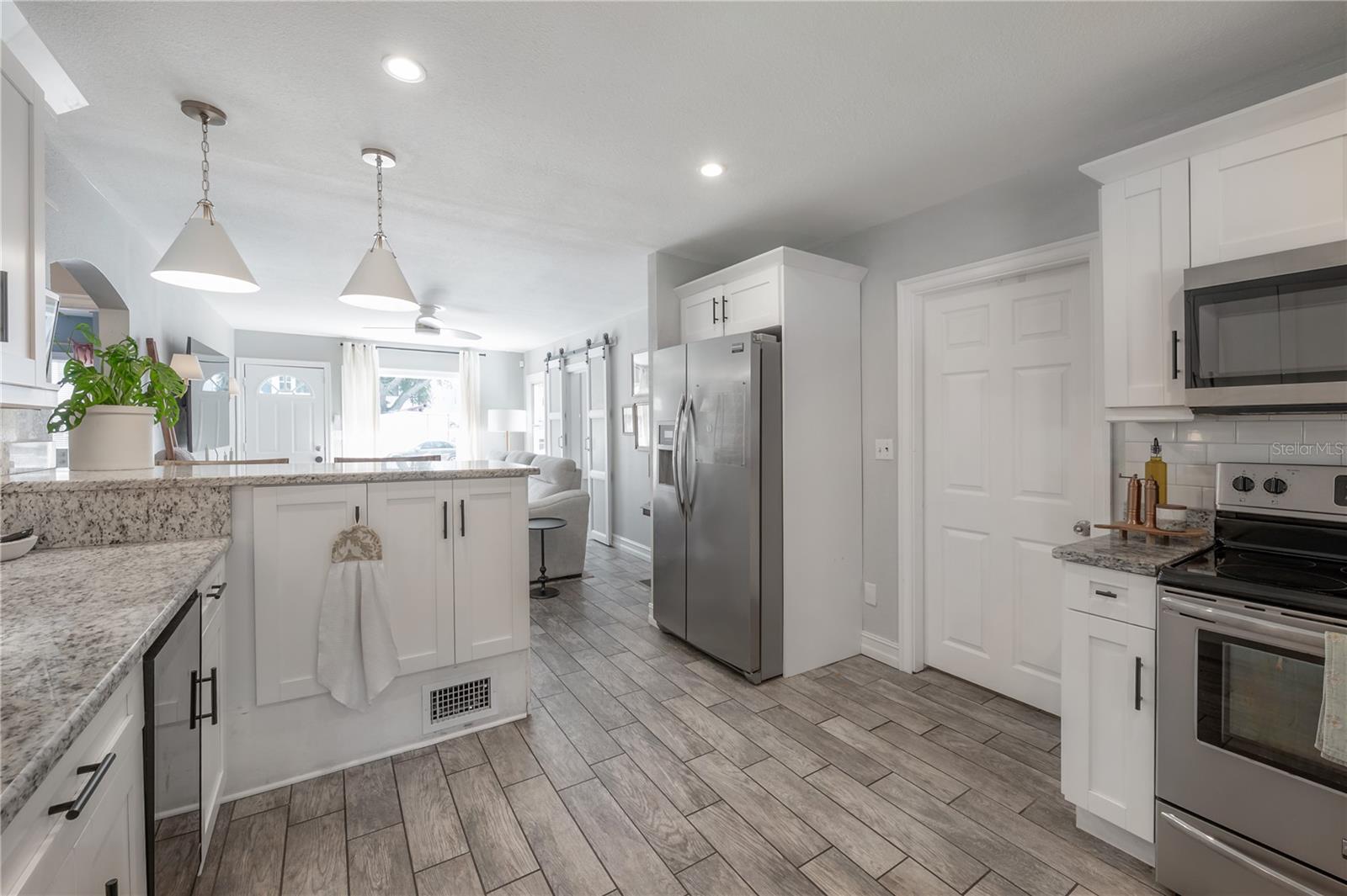 CREST PLACE SOUTH ADD - Residential