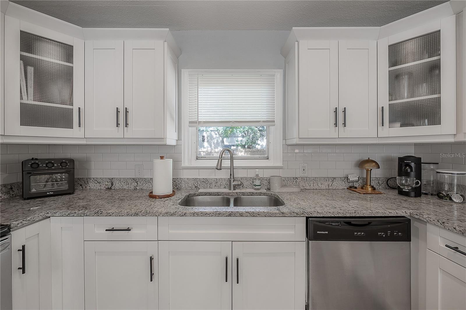 CREST PLACE SOUTH ADD - Residential