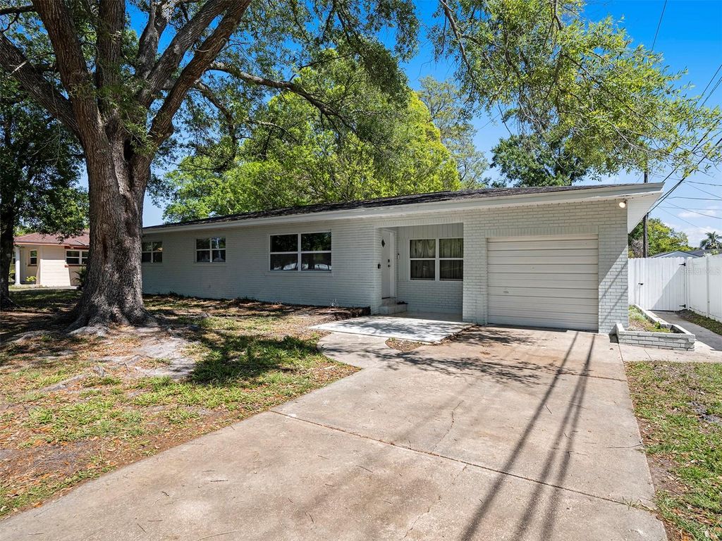 Photo of 4713 N Rome Avenue, Tampa, FL 33603 (MLS # TB8463822)