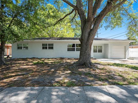 Photo of 4713 N Rome Avenue, Tampa, FL 33603 (MLS # TB8463822)