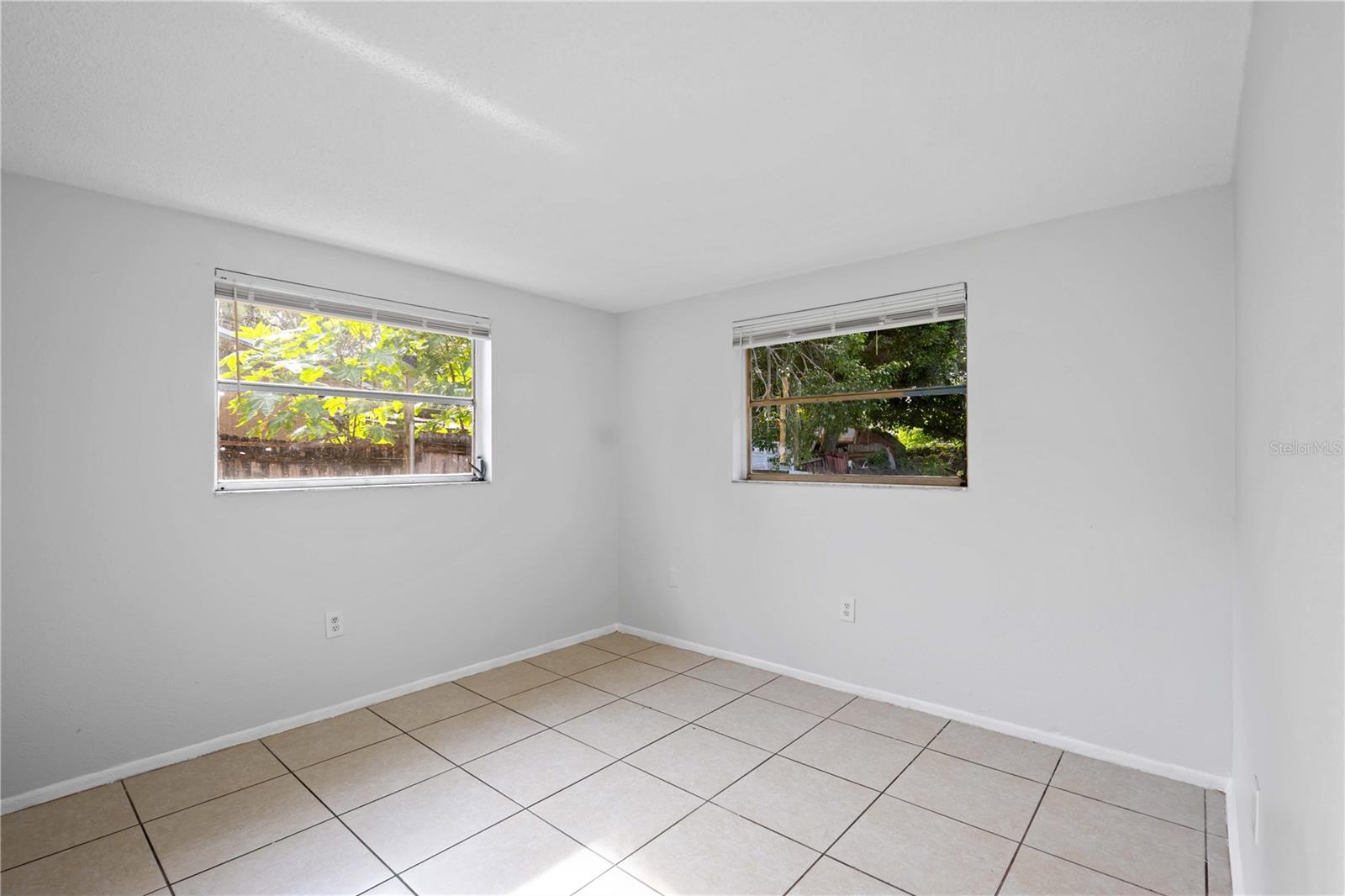 SUNNY LAKES ESTATES - Residential Income