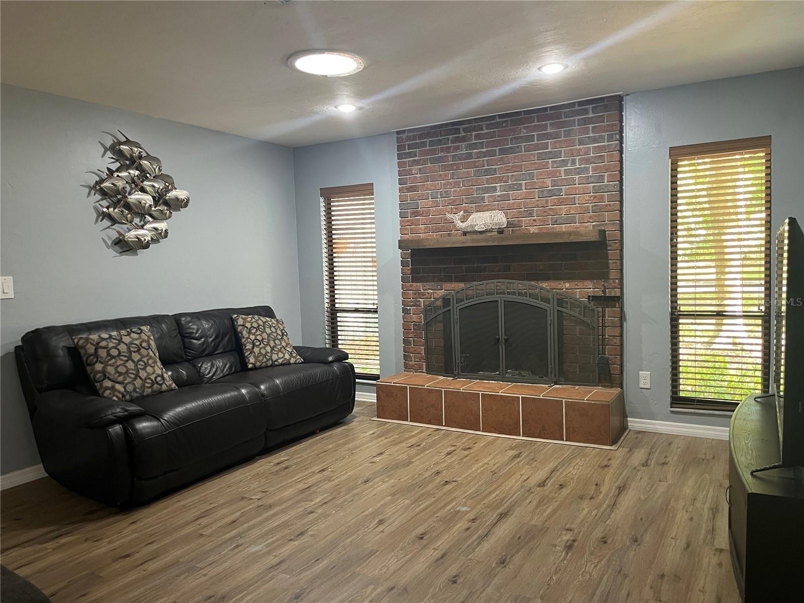 216 SW 75TH TERRACE