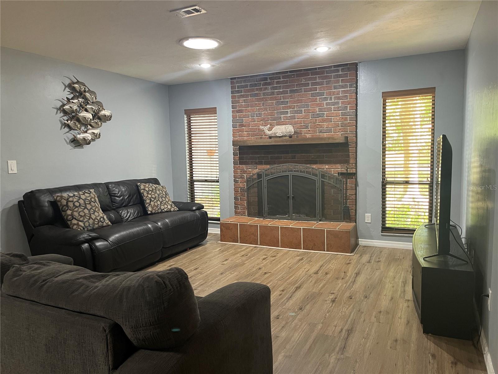216 SW 75TH TERRACE