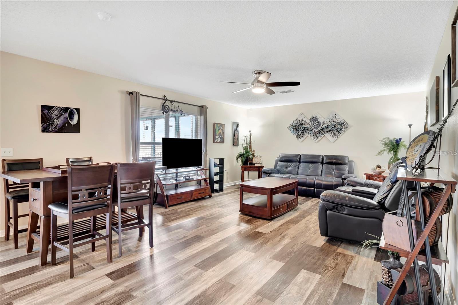 JOHNS LAKE ESTATES - Residential Lease